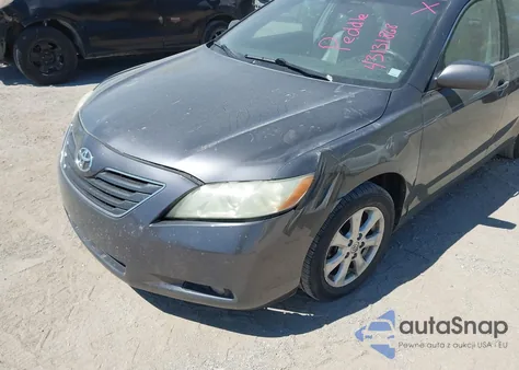 2008 Toyota Camry Xle V6 z USA, uszkodzony, nr VIN 4T1BK46KX8U575886